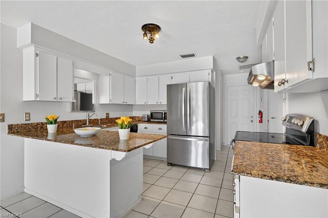 918 SE 35th ST, Cape Coral, FL 33904