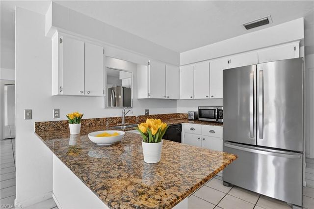 918 SE 35th ST, Cape Coral, FL 33904