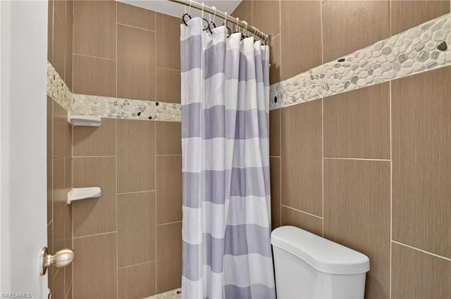 918 SE 35th ST, Cape Coral, FL 33904