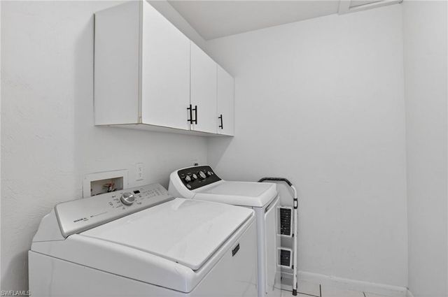 918 SE 35th ST, Cape Coral, FL 33904