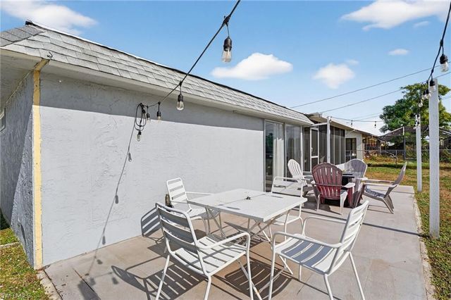 918 SE 35th ST, Cape Coral, FL 33904