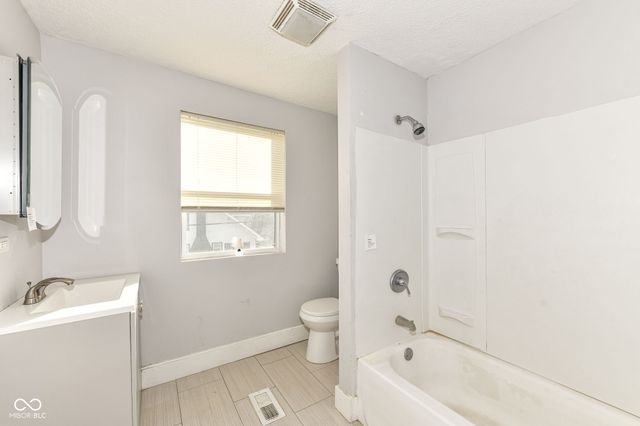 501 N Dequincy Street, Indianapolis, IN 46201