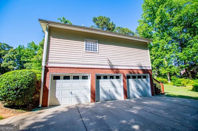 1294 Windsor Glen Drive, Douglasville, GA 30134
