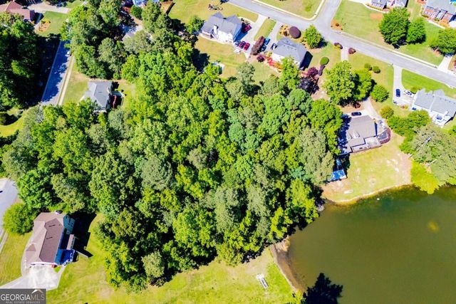 1294 Windsor Glen Drive, Douglasville, GA 30134