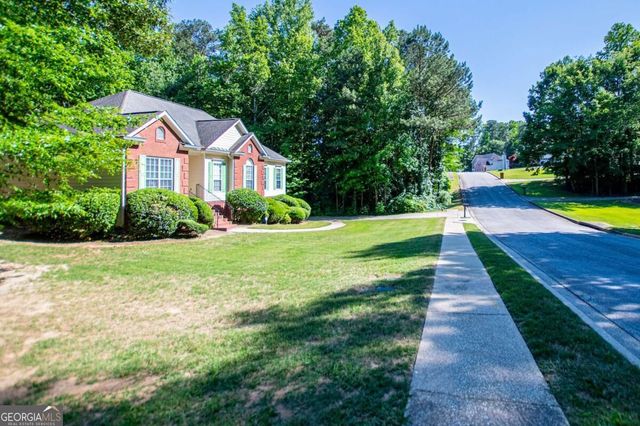1294 Windsor Glen Drive, Douglasville, GA 30134
