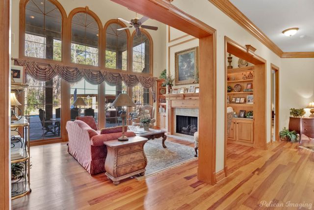 1330 Forest Creek Drive, Shreveport, LA 71115