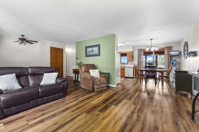 6311 170th Street N, Hugo, MN 55038