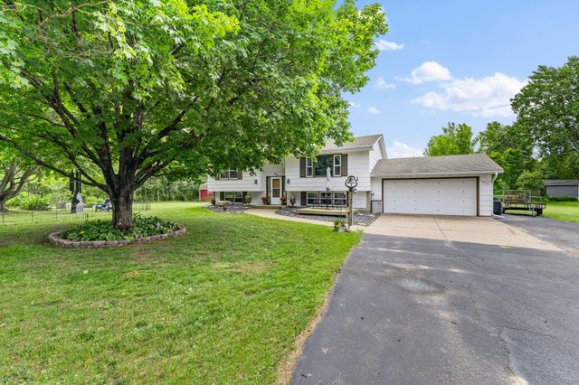6311 170th Street N, Hugo, MN 55038