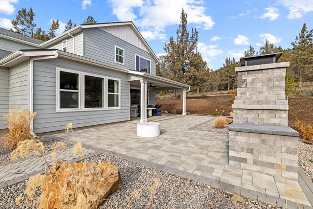 5722 Engleman Spruce Way, Klamath Falls, OR 97601