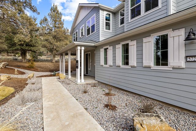 5722 Engleman Spruce Way, Klamath Falls, OR 97601