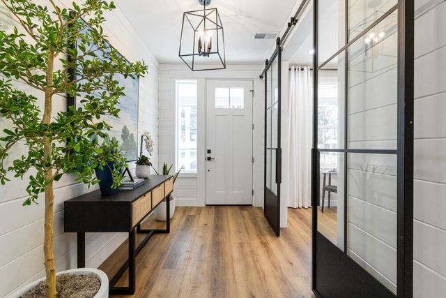 5722 Engleman Spruce Way, Klamath Falls, OR 97601