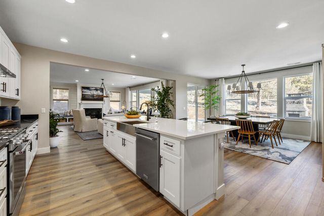 5722 Engleman Spruce Way, Klamath Falls, OR 97601