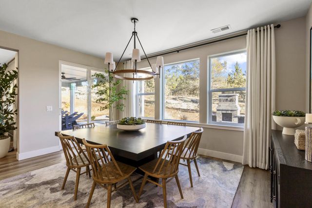 5722 Engleman Spruce Way, Klamath Falls, OR 97601