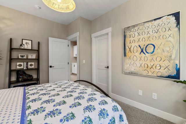 5722 Engleman Spruce Way, Klamath Falls, OR 97601