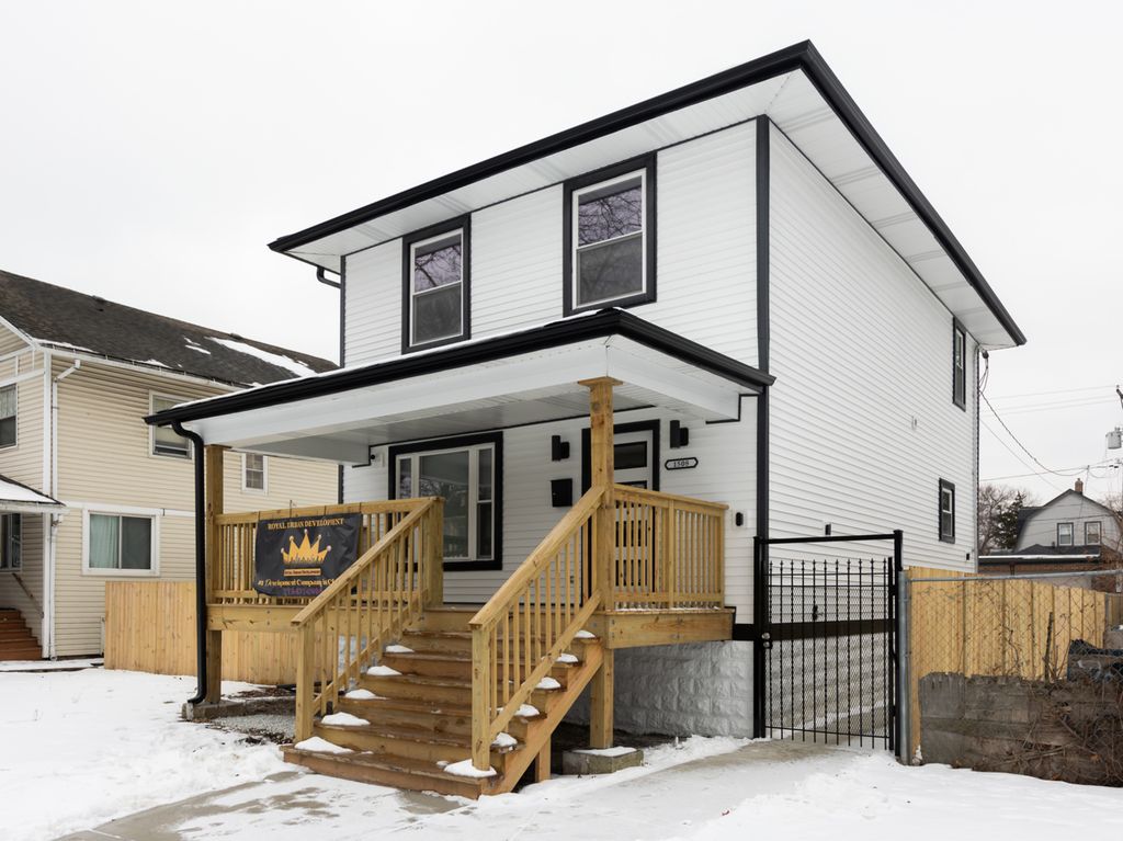 1508 S 7th Avenue, Maywood, IL 60153