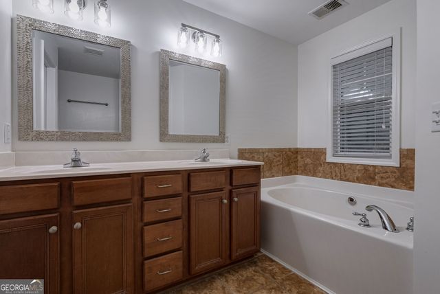 1450 Lincoln Drive, Bogart, GA 30622