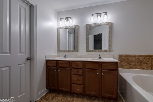 1450 Lincoln Drive, Bogart, GA 30622