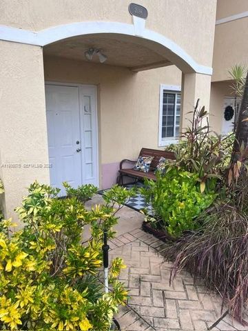 2098 NE 167th St 2-118, North Miami Beach, FL 33162