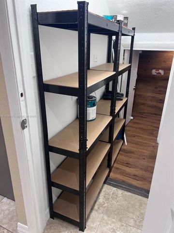 2098 NE 167th St 2-118, North Miami Beach, FL 33162