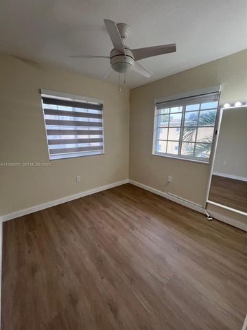 2098 NE 167th St 2-118, North Miami Beach, FL 33162