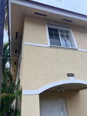 2098 NE 167th St 2-118, North Miami Beach, FL 33162