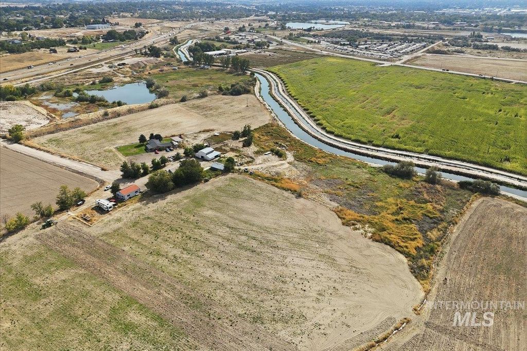 15520 Green Rd, Caldwell, ID 83607 photo 5