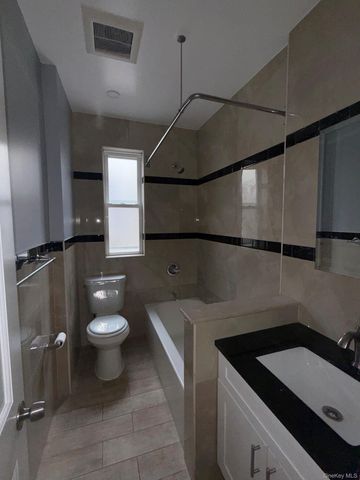 1025 Elder Avenue 2R, Bronx, NY 10472