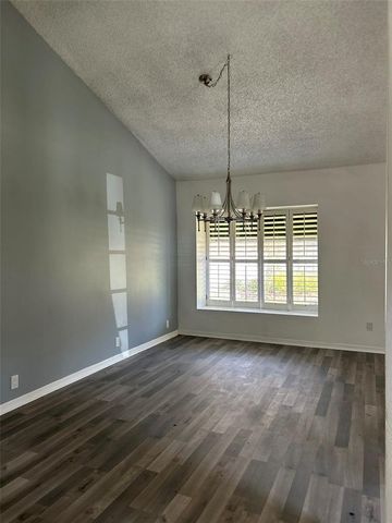 5106 STONEHURST ROAD, Tampa, FL 33647