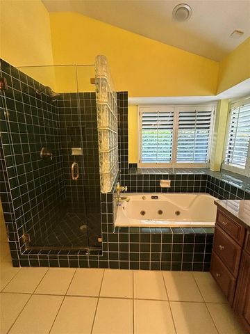 5106 STONEHURST ROAD, Tampa, FL 33647