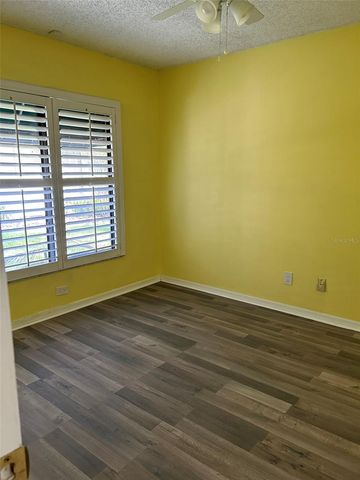 5106 STONEHURST ROAD, Tampa, FL 33647
