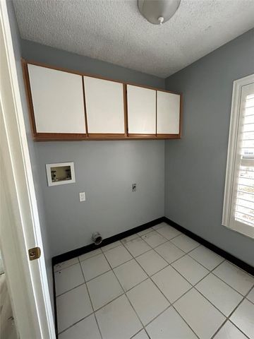 5106 STONEHURST ROAD, Tampa, FL 33647