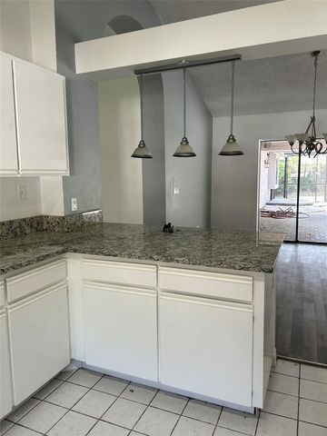 5106 STONEHURST ROAD, Tampa, FL 33647