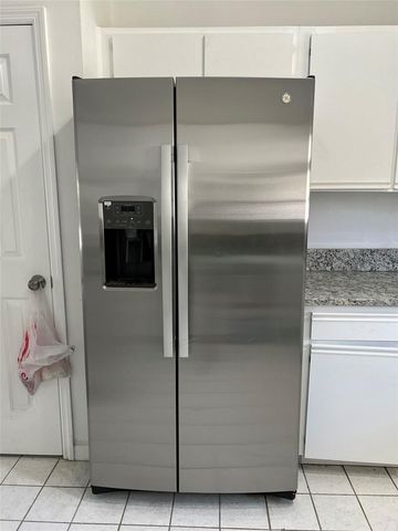 5106 STONEHURST ROAD, Tampa, FL 33647