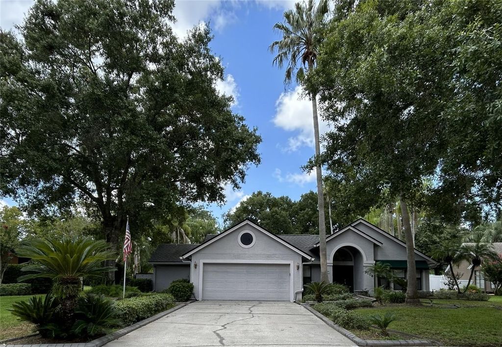 5106 STONEHURST ROAD, Tampa, FL 33647