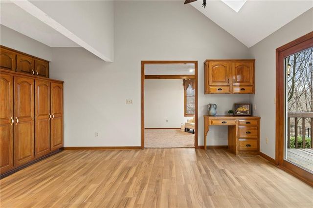 1103 SW Stonecreek Drive, Blue Springs, MO 64015