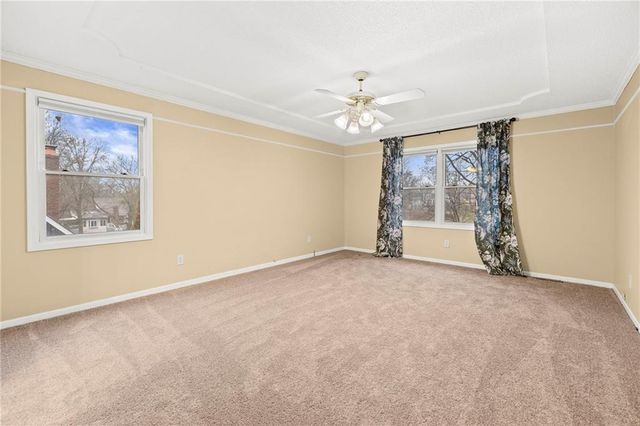 1103 SW Stonecreek Drive, Blue Springs, MO 64015