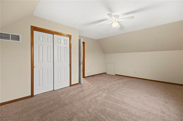 1103 SW Stonecreek Drive, Blue Springs, MO 64015