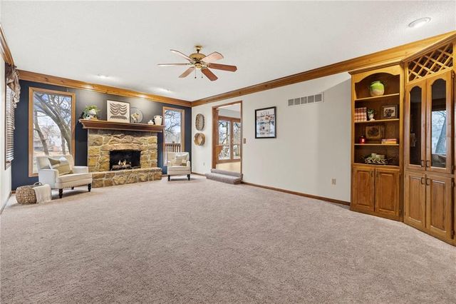 1103 SW Stonecreek Drive, Blue Springs, MO 64015