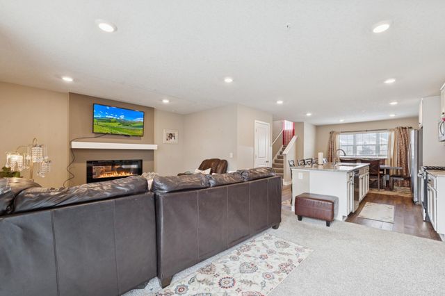 5309 Oak Grove Parkway N, Brooklyn Park, MN 55443