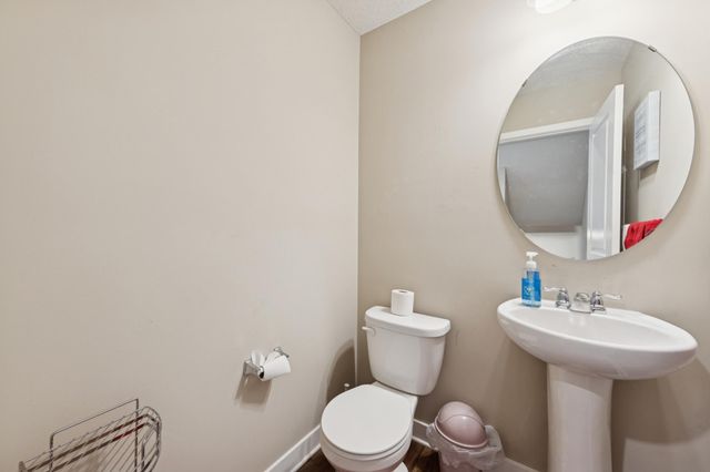 5309 Oak Grove Parkway N, Brooklyn Park, MN 55443