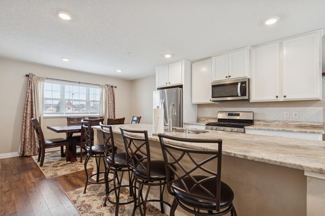 5309 Oak Grove Parkway N, Brooklyn Park, MN 55443