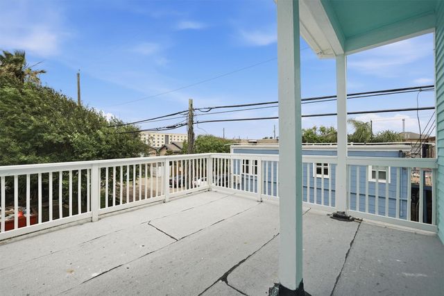 2010 Rosenberg Street, Galveston, TX 77550