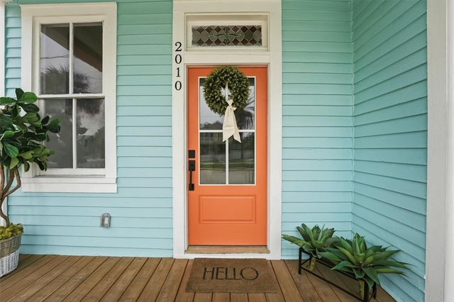 2010 Rosenberg Street, Galveston, TX 77550