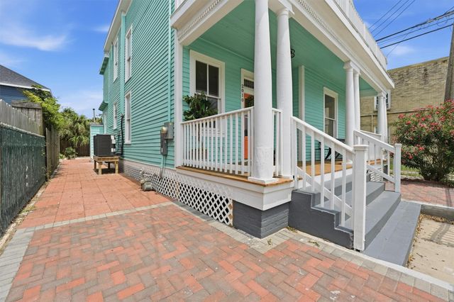 2010 Rosenberg Street, Galveston, TX 77550
