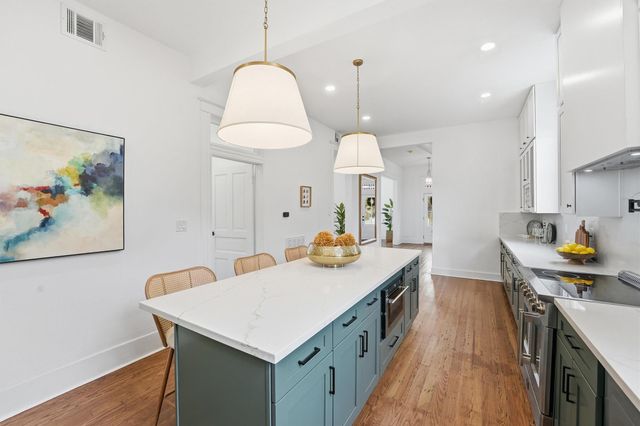 2010 Rosenberg Street, Galveston, TX 77550