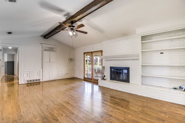 309 Stiles Drive, Midlothian, TX 76065