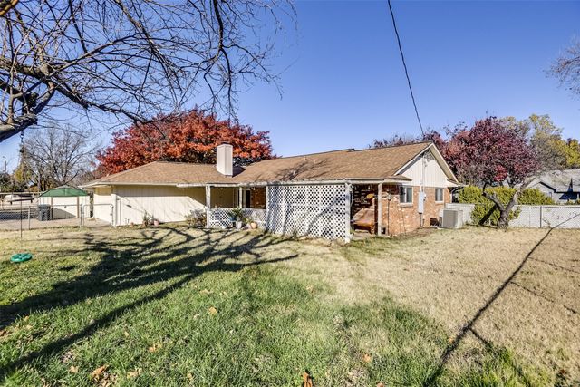 309 Stiles Drive, Midlothian, TX 76065