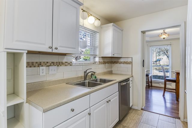 309 Stiles Drive, Midlothian, TX 76065