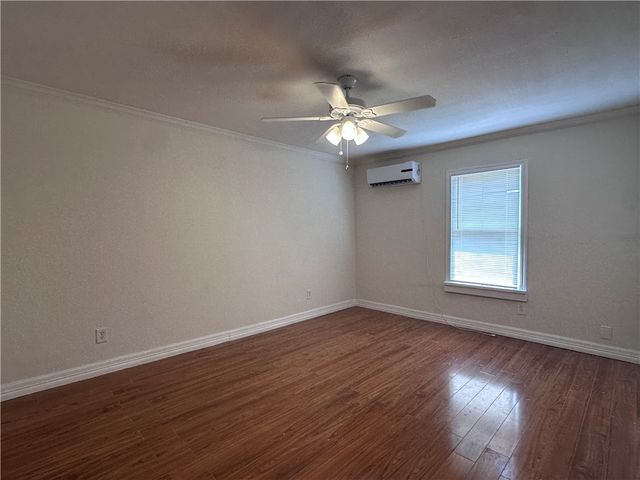 501 Villa Dr, Corpus Christi, TX 78408