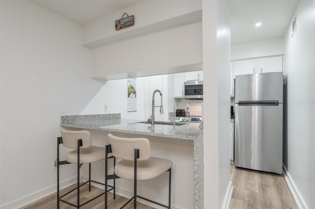 4837 Cedar Springs Road 110, Dallas, TX 75219